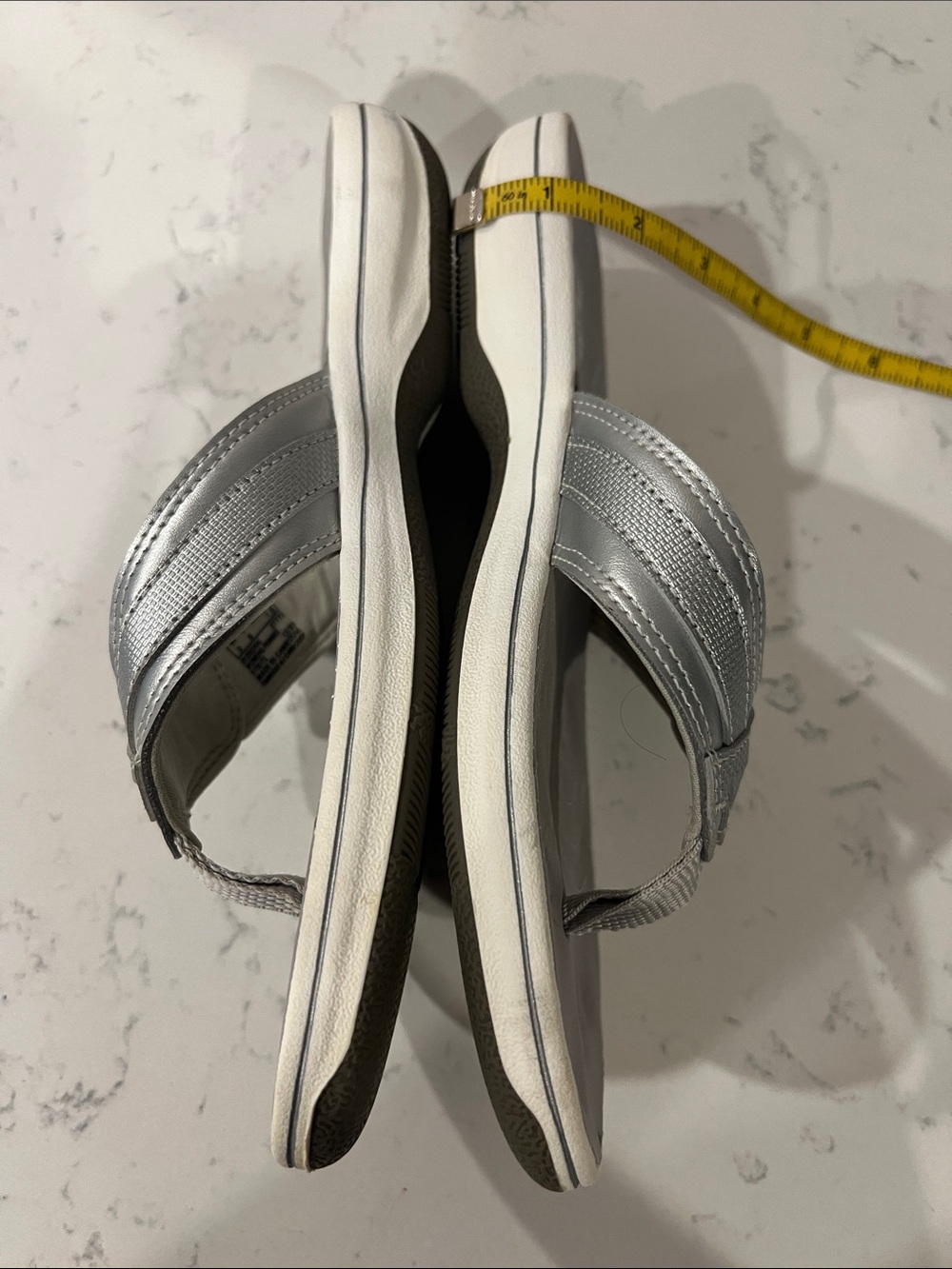 Clarks Cloudstepper women’s thong slip on sandals, size 7 - Picture 14 of 16